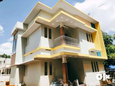 Super 4 cent land , 4bhk New villa , Thrissur