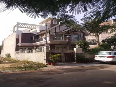 2500 sq ft 5 BHK 5T Villa for rent in Shri Sai Kripa Sushant Lok Villa at Sector 43, Gurgaon by Agent Sharma Estate