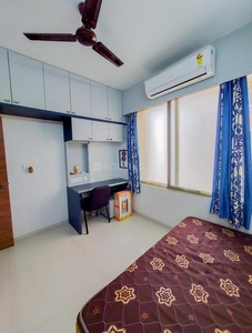 2 BHK Flat for rent in Chandkheda, Ahmedabad - 1300 Sqft