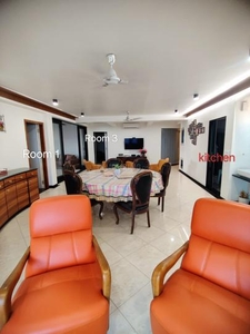 4 BHK Flat for rent in Prahlad Nagar, Ahmedabad - 2850 Sqft