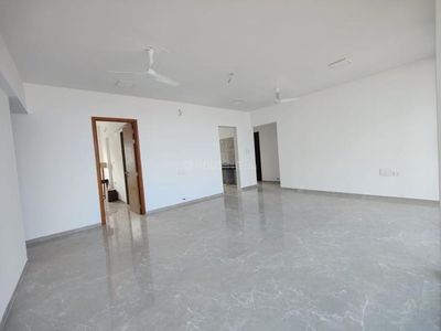 2 BHK Flat for rent in Andheri West, Mumbai - 1050 Sqft