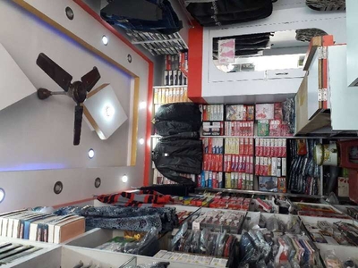 Commercial Shop 200 Sq.ft. for Sale in Sahbajpur, Muzaffarpur