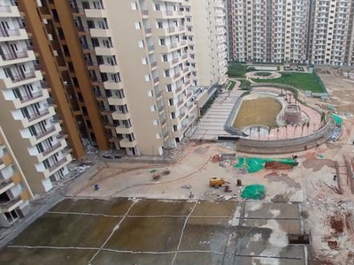 3 BHK Flat for rent in Noida Extension, Greater Noida - 1270 Sqft