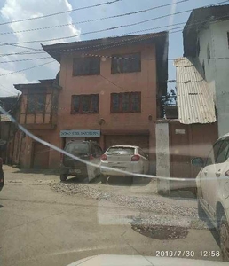 House 4385 Sq.ft. for Sale in Hazuri Bagh, Srinagar