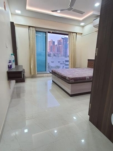 2 BHK Flat for rent in Lower Parel, Mumbai - 830 Sqft