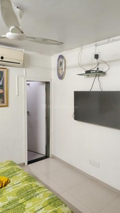 4 BHK Flat for rent in Vashi, Navi Mumbai - 1000 Sqft