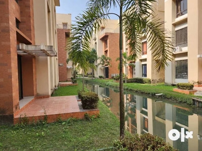 An independent duplex with a beautiful green lawn in Vaidik village