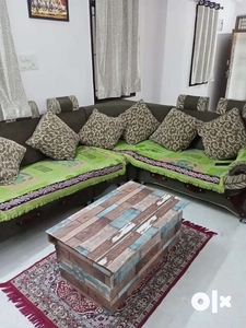 2 BHK full furnished flat for sale