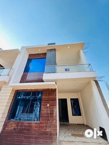 3bhk semi furnished villa with parking