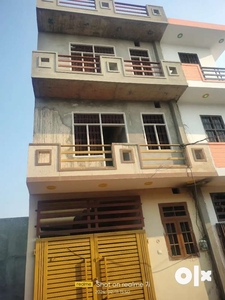 4 BHK duplex house ready for sell in jankipuram ext 60 feet road Lko.