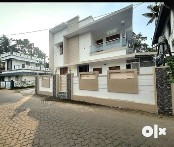 4 CENT 1700 SQFT 3 BED NEWLY CONSTRUCTED IN EDAPPALLY NEAR VARAPUZHA