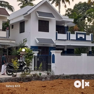 4bhk Brand New beautiful Luxury Villa For Sale In East Gate, Vaikom.