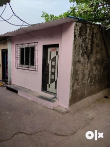 Chawl room 12*22 ft, 16 lakhs only, all paper clear