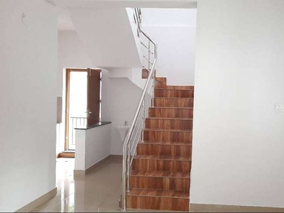 Close to Vadakunathan Temple - House / Villas for Sale in Thrissur