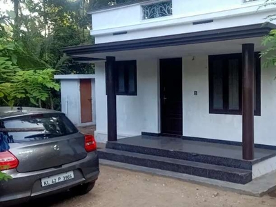For Sale 5cent 1bhk House at Vavakkad Moothakunnam Parur