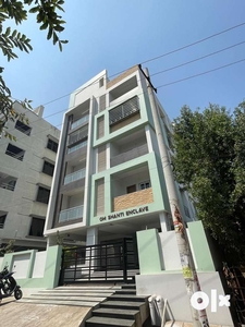 FULLY FURNISHED 3BHK NORTH FACING FLAT FOR SALE @8500 PER SFT