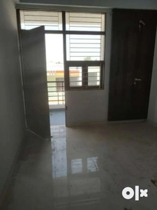Fully furnished flat all feacility available