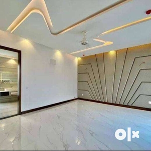 lovely 3 BHK Flat in Global Tower