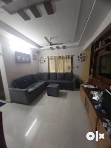 Well maintained 3 BHK, open kitchen