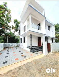 Newly constructed 3 bed 1300 sqft in kongorpilly j.n near varapuzha