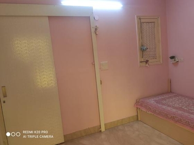 3 Bedroom 1200 Sq.Ft. Builder Floor in Chittaranjan Park Delhi