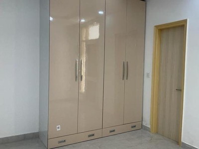 4 Bedroom 280 Sq.Yd. Builder Floor in Defence Colony Delhi