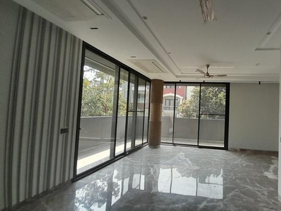 4 Bedroom 500 Sq.Yd. Builder Floor in Greater Kailash ii Delhi