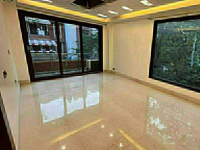 6 Bedroom 400 Sq.Yd. Builder Floor in New Rajinder Nagar Delhi