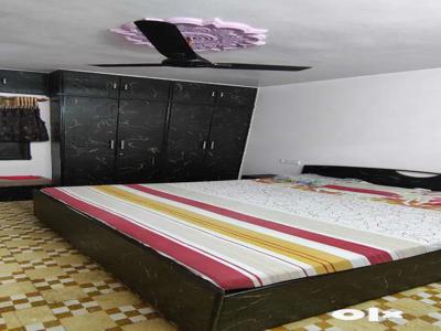 ANAND MAHAL 2BHK FURNISHED TOP FLOOR 20 YERAS NO LIFT