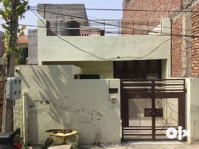 East face 120 SY old house for sale in Durgapuri Haibowal Ludhiana
