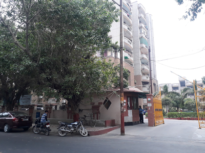 Swaraj Homes Designers Park Apartment in Sector 62, Noida