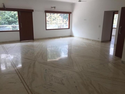 8 BHK Villa for rent in Sector 15A, Noida - 10000 Sqft