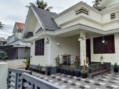 6.5 Cent 1500 sq ft House Thycattussery Thrissur 62 Lacks Negotiable..