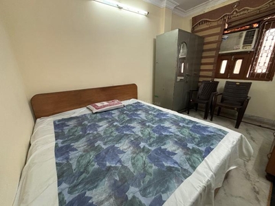 2 BHK Independent Floor for rent in Sector 6 Rohini, New Delhi - 400 Sqft