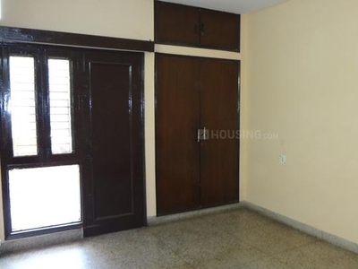 2 BHK Independent House for rent in Paschim Vihar, New Delhi - 888 Sqft