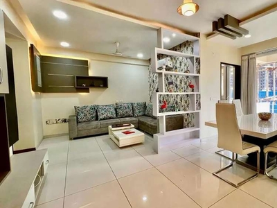 2 bhk luxurious and big space flat in multistorey building