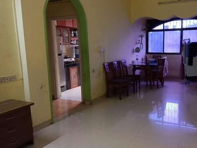 3 bhk semi furnished for rent