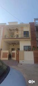 4 Bedroom set Brand New Condition, Double Storey Kothi in 128sq yds