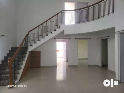 4 BHK Penthouse rent in Yamuna Apartment Gomti Nagar Vistar Lucknow