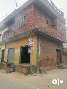 63 Gaj Makan with 2 shops 2 bedroom washroom and kitchen