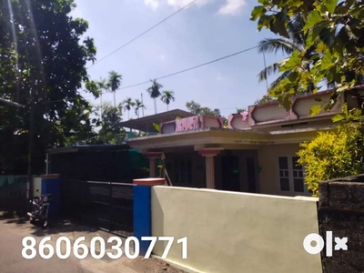 7.5 cent plot with 3 bhkhouse for sale residential area near NH 17