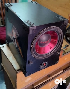 Dainty company 10 inches sub woofer full condition heavy bass quality