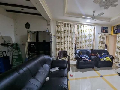 4bhk flat in group house