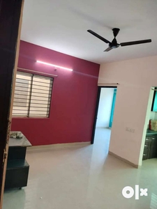 Front side 2bhk flt at main silicon city bus stop with modular kitchn