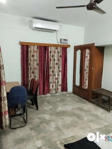 Independent 1BHK furnished with Split AC, Gyser, Frige, RO etc