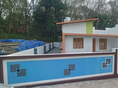 Kollam chathannoor sheematty 8cent 1350 sq feet house for sail