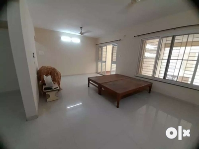 Luxurious 3BHK flat for sale in Rankala, kolhapur.