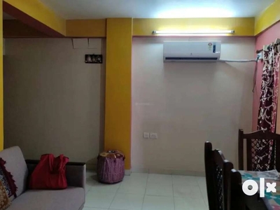 Rent for fully furnished 3-bhk with cover car parking in Siddha Town