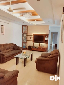 Sale 3 bhk 1650 sqft fully furnished flat near Urwa store