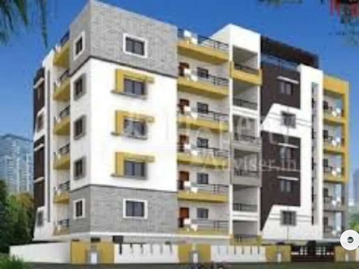 Spacious Flat in Vikas Nagar Kanpur for rent, 2bhk in 3rd floor